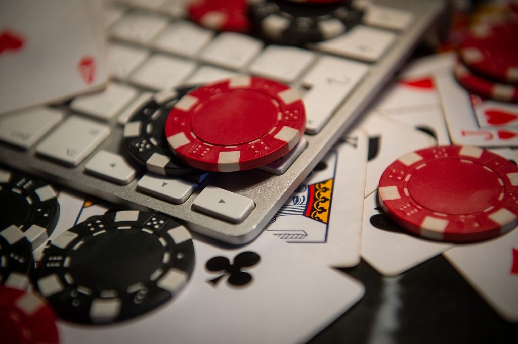 Online poker Explosive Sunday
