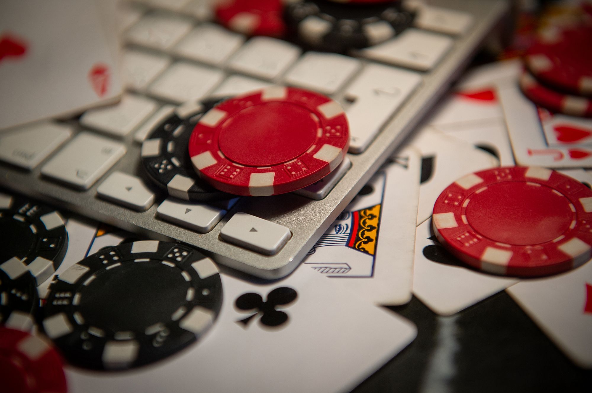PokerStars Sisal Report: PUL_CE88376 leads the Monster 50. SHR and Special also close today