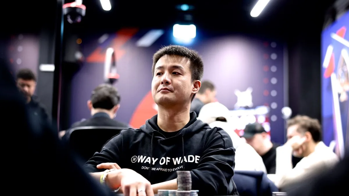 EPT Paris: Hu still at the top in the PokerStars Open with 44 left, 18 Italians in contention in the Cup