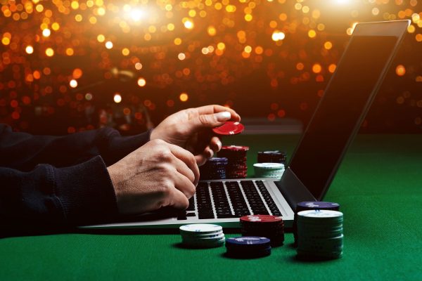Freeroll mon amour: the best free online poker tournaments for Valentine's Day weekend