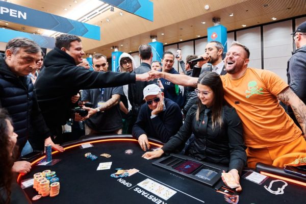 PokerStars Open Campione: Record Main Event, Bubble Bursts, and 131 Advance to Day 3