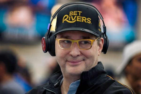Phil Hellmuth compra super-casa da $2,8M a Las Vegas e lancia la sfida nel cash game high stakes: cosa c'è dietro...