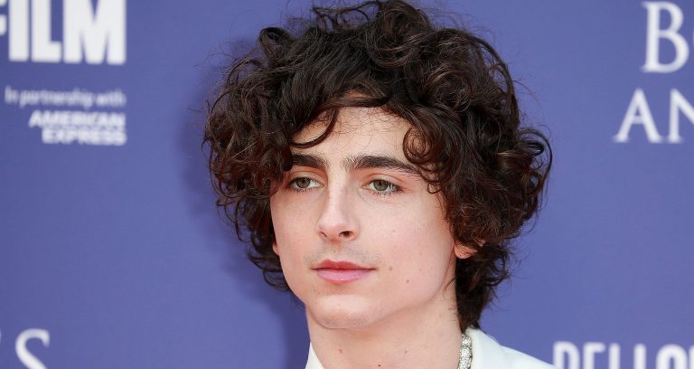 "Marty Supreme": Timothée Chalamet, ping-pong player and Oscar bettor