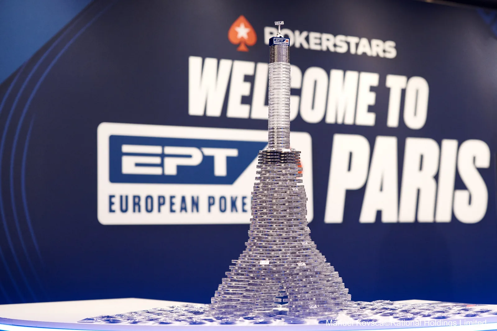 Follow the EPT Paris Main Event on the live stream with Italian commentary by Fang, Russo, and Fabretti!
