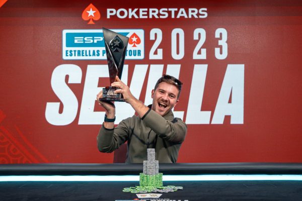MicroMillions: "GiordyAllin" leads the Main Event, a leader without even an open bust! Today 4 Day 2s